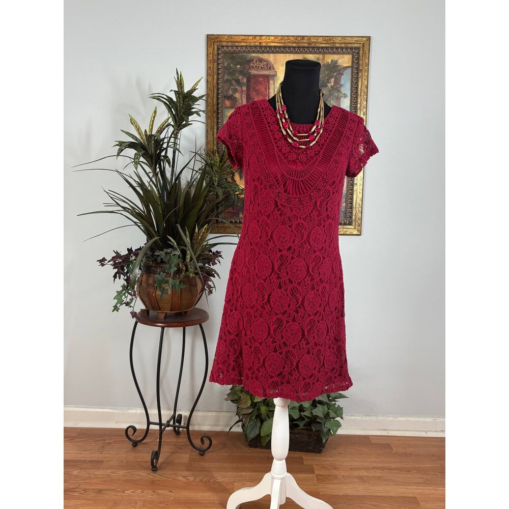 Xhilaration Lace Dress Women Size Medium Red Crochet Short Sleeve‎ Lined